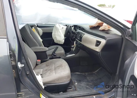 2014 Toyota Corolla Le z USA, uszkodzony, nr VIN 5YFBURHE2EP134443